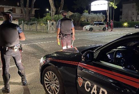 Lido Estensi, carabinieri minacciati di morte: arrestato un 28enne