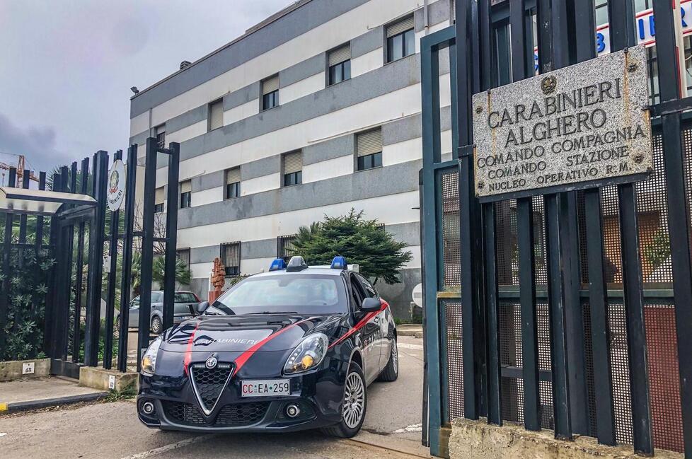 Alghero, arrestato dopo un furto: «Ho rubato per fame, sono disperato»