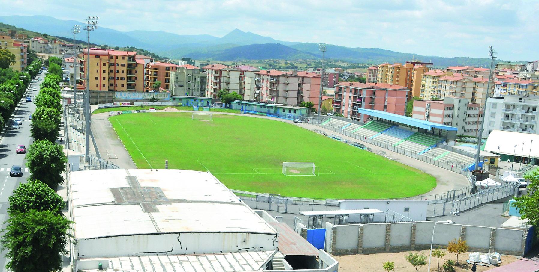 Il campo del Frogheri è secco: la Nuorese emigra a Mamoiada 