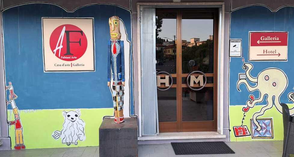Montecatini, segni e storia dell’arte nell’opera di Biagioli all’hotel Miramonti
