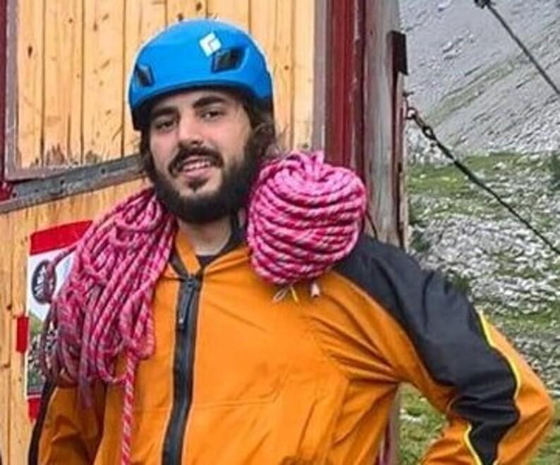 Nonantola, colpito da un masso sulle Alpi capo scout muore a 26 anni 