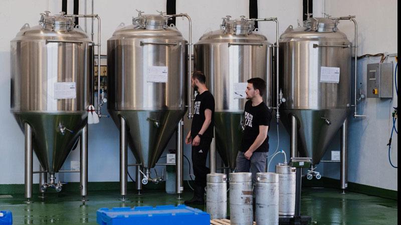 Il perito, il laureato e la sfida al luppolo: «Il nostro birrificio»
