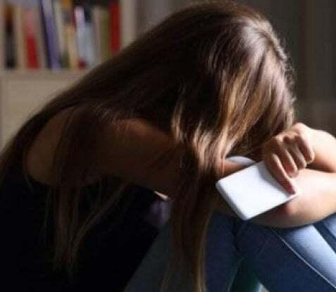 Ferrara, ricattata online con foto intime: due uomini finisco sotto indagine