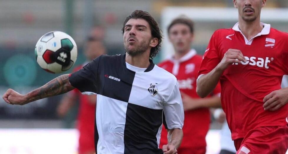 Nove cercasi: da Paloschi a Giannetti. Il Livorno al mercato delle punte<br>
