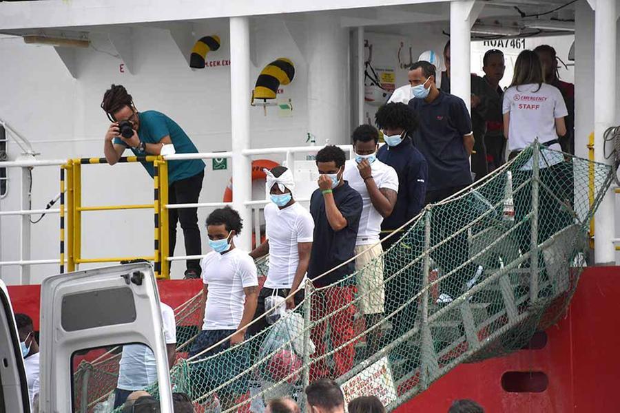 Migranti in Toscana, è allarme accoglienza: «Le strutture sono sature». I numeri e le possibili soluzioni