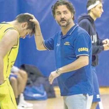 
	L&rsquo;head coach della Juve Pontedera Carlo Parcesepe

