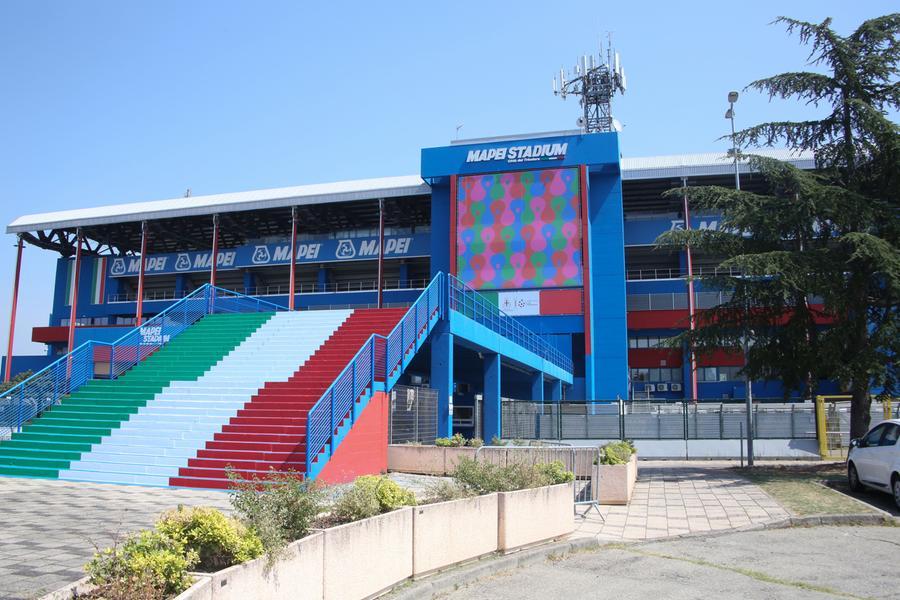 Tolto il Tricolore: al Mapei ecco l’opera di Olimpia Zagnoli