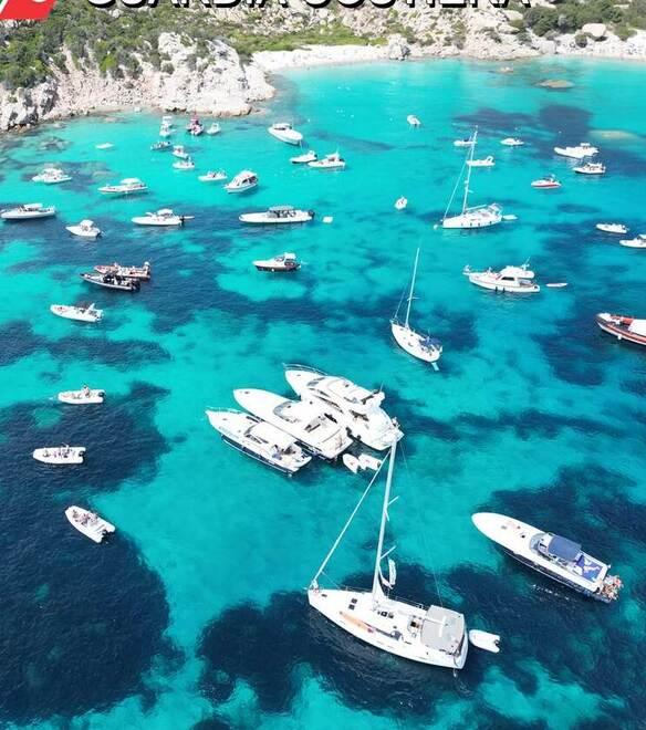 La Maddalena, la guardia costiera multa tre bagnini non in postazione