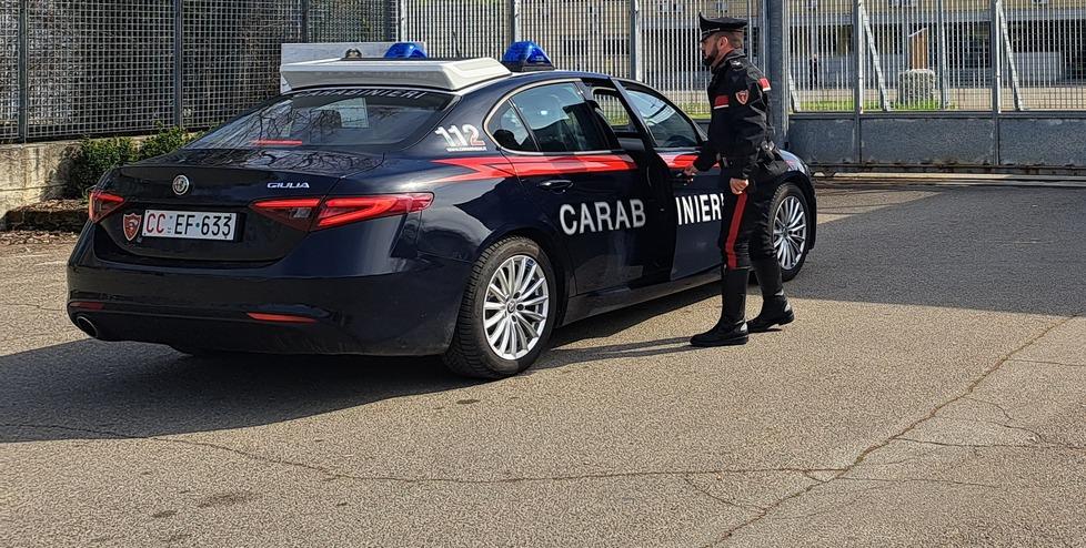 Educatore spirituale violenta quattordicenne al ritiro spirituale