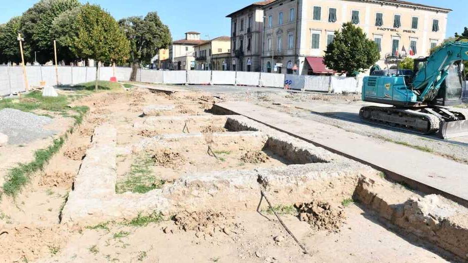 Lucca, i lavori del sottopasso fanno emergere tracce del passato e un’idea per il futuro