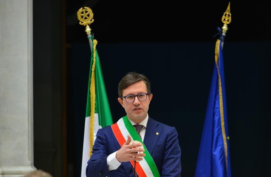 Il sindaco di Firenze Nardella scrive a Piantedosi: «Servono 200 agenti in più»