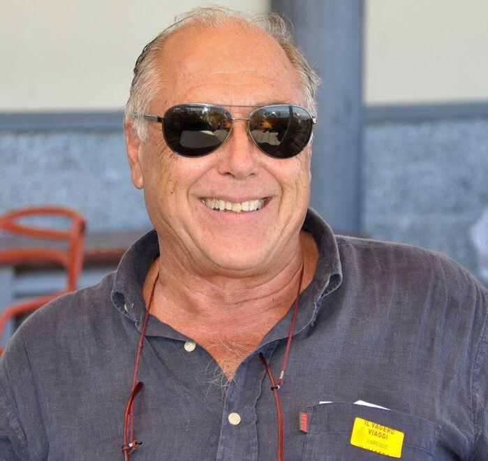 Bruno Nelli, in qualità di titolare dell’omonima carrozzeria di via Arcangioli a Viareggio, è stato presidente della Cna provinciale dal 1997 al 2005