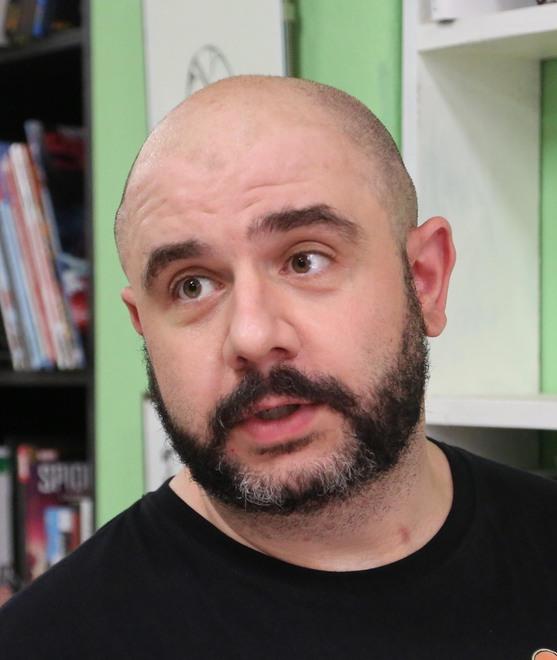 «Divieti di sosta, nessun cantiere» Ancora proteste in corso Garibaldi