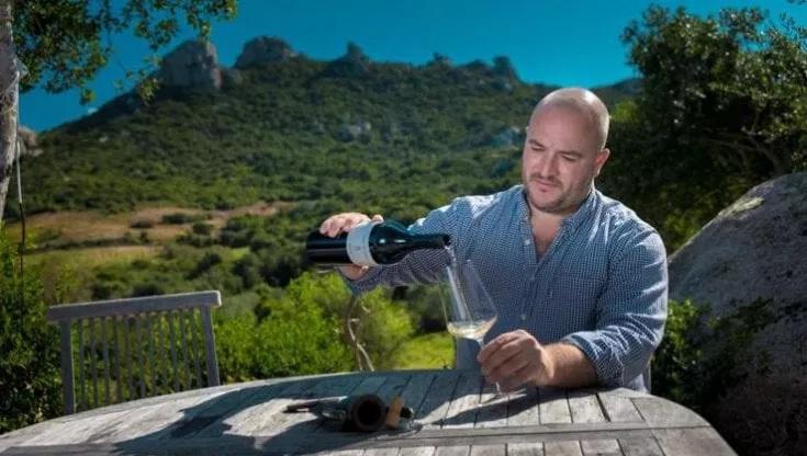 Ragnedda: «Un vermentino da 1300 euro non è scandalo, lo dice il mercato»