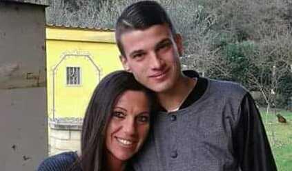 Denny Magina insieme alla madre Erika Terreni