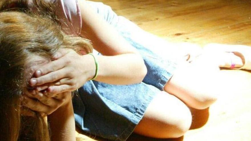 Pistoia, finge di volerla aiutare e abusa di una ragazza ubriaca. Il pm chiede il rinvio a giudizio