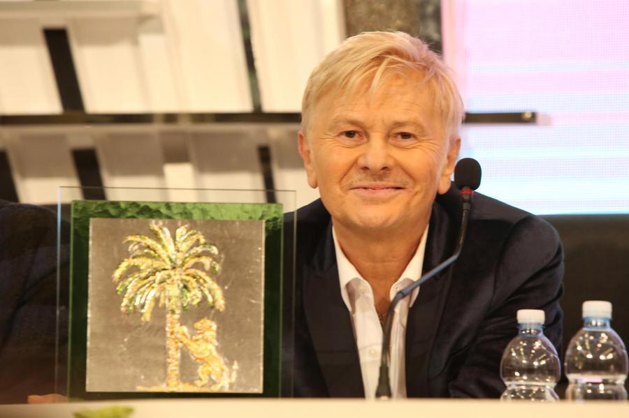 Ron sbarca a Cagliari con le sue intramontabili hit