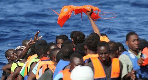Migranti, Biffoni furioso col Viminale: «Nessuno tocchi Prato. Ministro, venga»