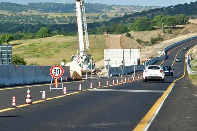 Strada Sassari-Olbia quasi a dama. E qualcosa si muove anche in direzione Alghero