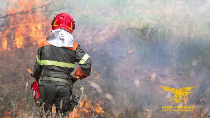 Sorgono, trovato l’innesco dell’incendio che ha devastato 140 ettari di boschi e sughereti