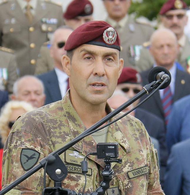 Caso Vannacci-Crosetto, la destra moderata tace