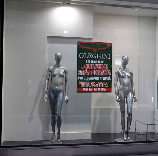 Massa, chiude Oleggini: «È la fine di una parte della storia del commercio»