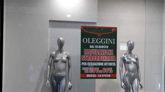 Massa, chiude Oleggini: «È la fine di una parte della storia del commercio»