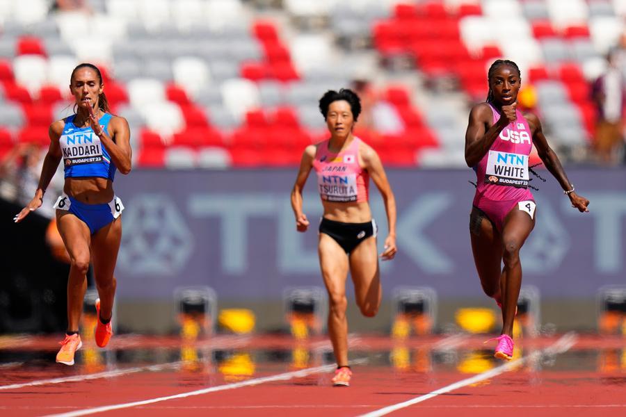 
	Dalia Kaddari durante la batteria dei 200 ai campionati mondiali di atletica a Budapest. Si &egrave; piazzata quarta in 22"67

