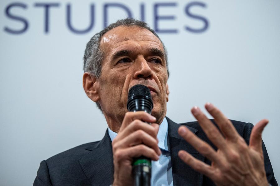 Cottarelli: «L’Europa rallenta e la Cina fa paura, ma non credo sarà un nuovo 2008»