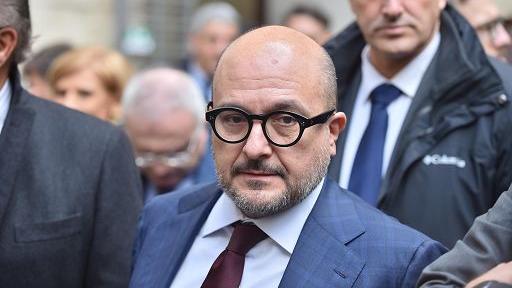 Corridoio Vasariano vandalizzato, il ministro Sangiuliano annuncia "tolleranza zero" per chi imbratta i monumenti