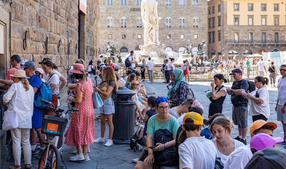 Firenze, boom di contratti precari: il turismo ne è il responsabile