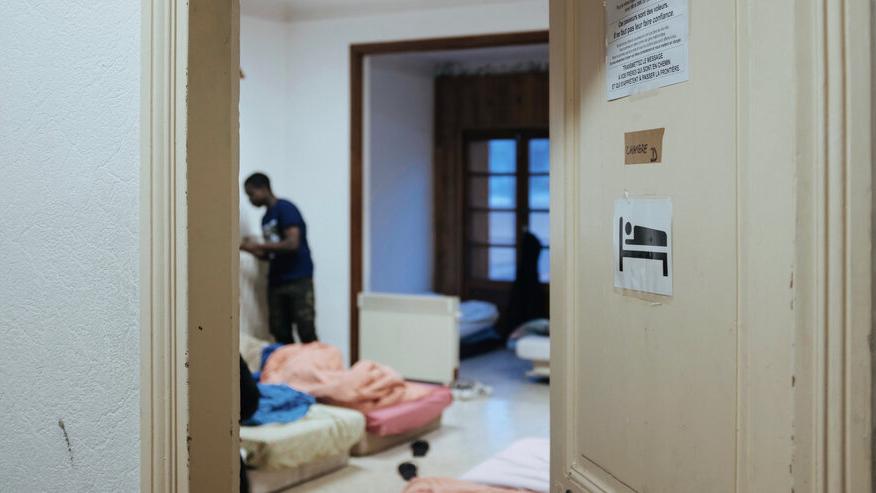 Migranti a Prato, «tutto esaurito». E nessuna risposta alla prefettura