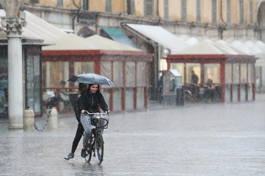 Domenica Il Brutto Tempo: “Temporali E Grandinate” La Nuova Ferrara