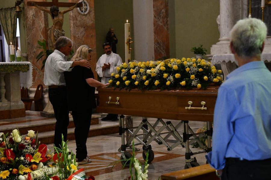 «Non meritava di morire così»: il saluto di Spianate all’uomo aggredito ad Altopascio