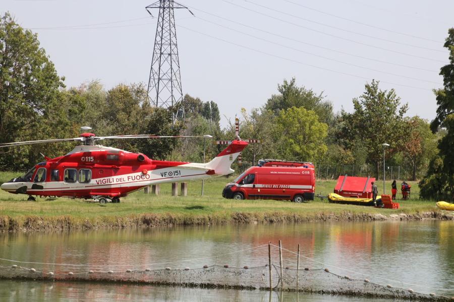 Campogalliano. Giovane muore annegato nei laghi Curiel dopo il bagno con gli amici