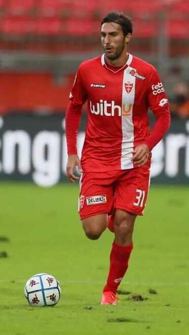 In difesa con Sampirisi arriva anche Szyminski