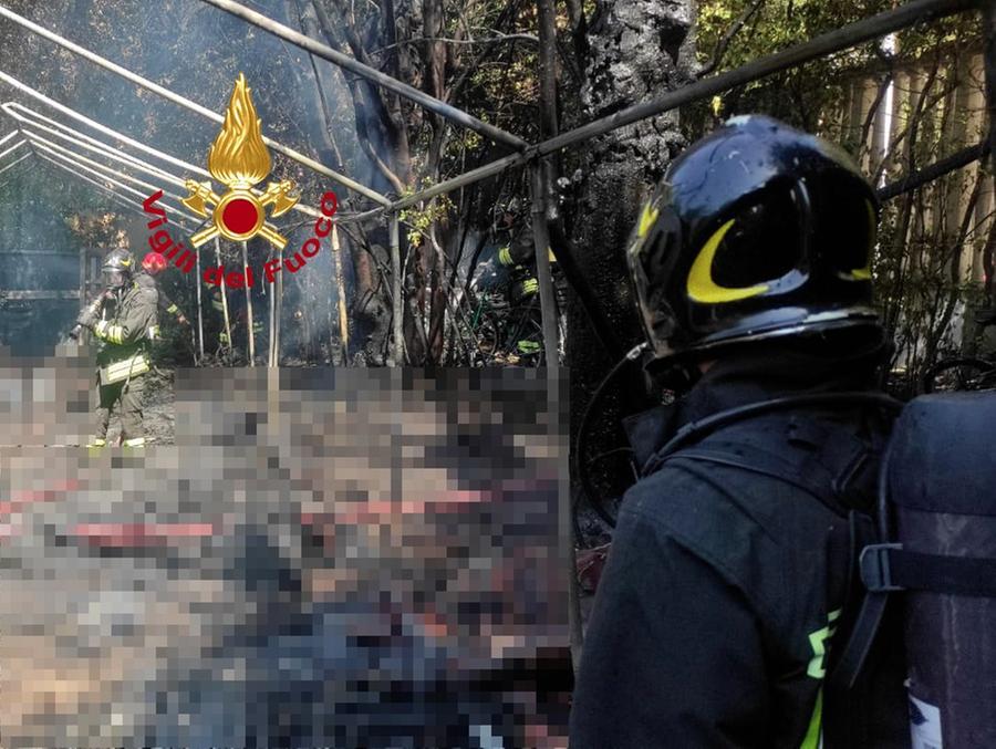Incendio al Four Season di Firenze: su viale Matteotti si alza una colonna di fumo nero
