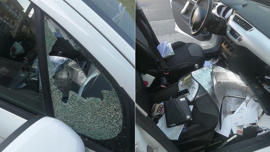 Livorno, vandali in azione in via dei Pensieri: «Danneggiate dieci auto in sosta»