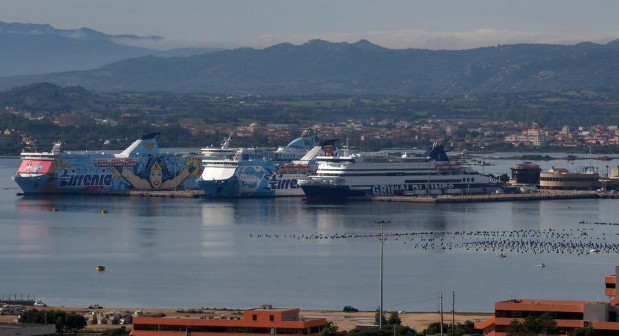 La Capitaneria sollecita i lavori di livellamento dei fondali nel porto di Olbia