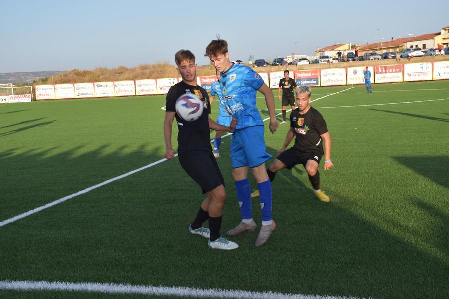 È bufera sull’arbitro di Uri-Latte Dolce: «Minacce e insulti razziali nei confronti dei giocatori»