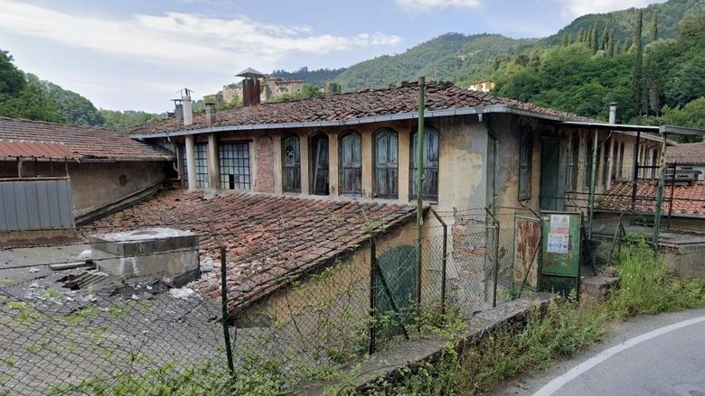 L’ex cartiera Checchi sulla via Mammianese nella zona di Pietrabuona