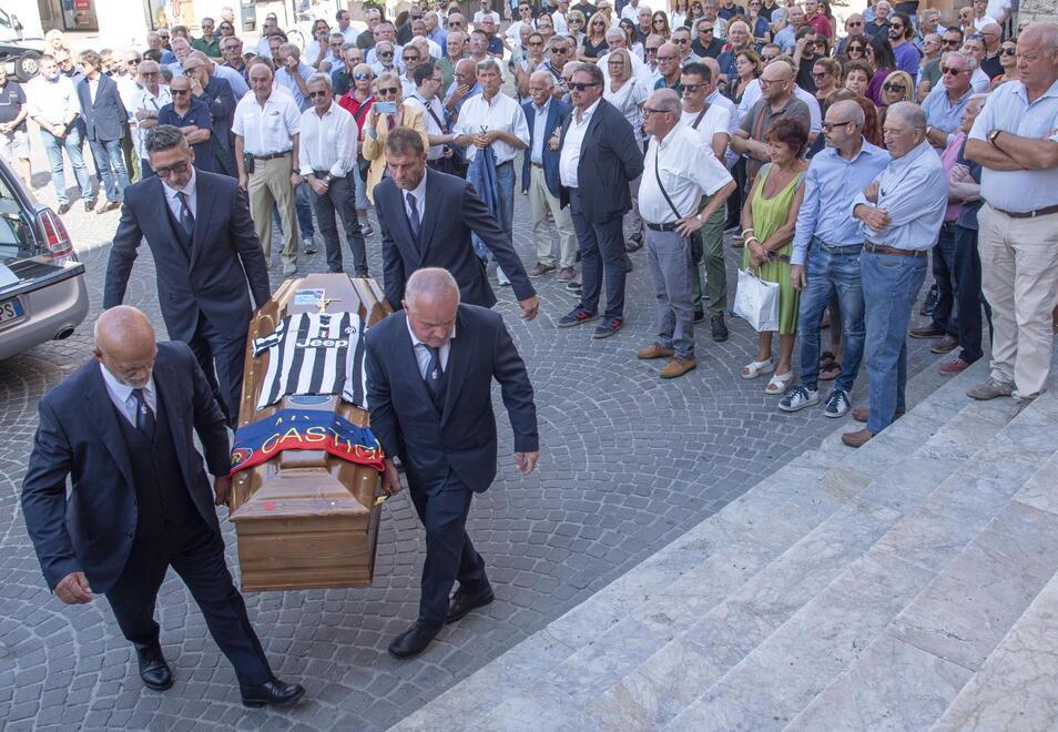 Grosseto, l’addio a Filippo: «Uomo leale e generoso»
