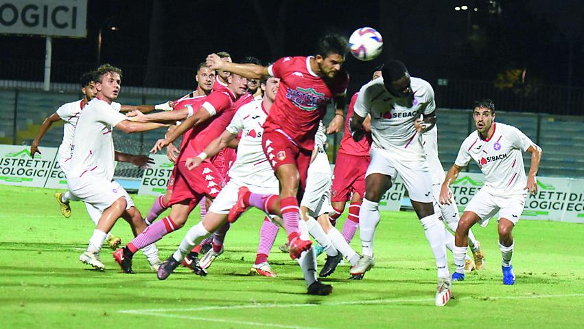 Grifone, debutto con poker