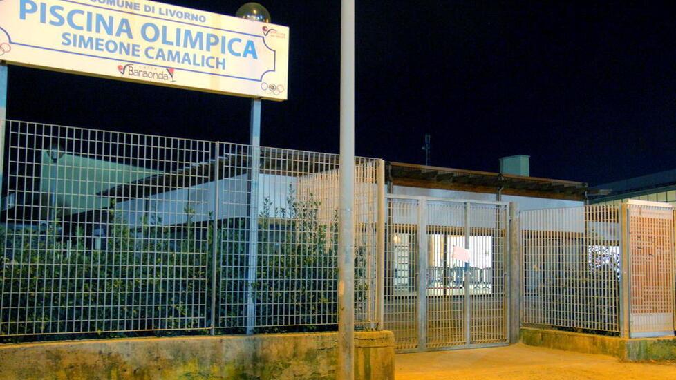 Camalich-Neri, vasche aperte per il nuoto libero. Via anticipato di mezz’ora<br>
