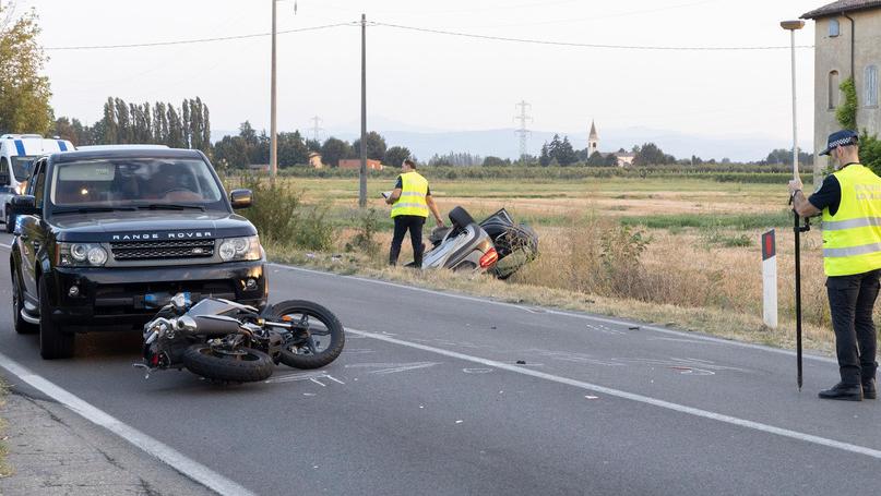 Modena, scontro tra auto e moto: morto un ex vicesindaco 