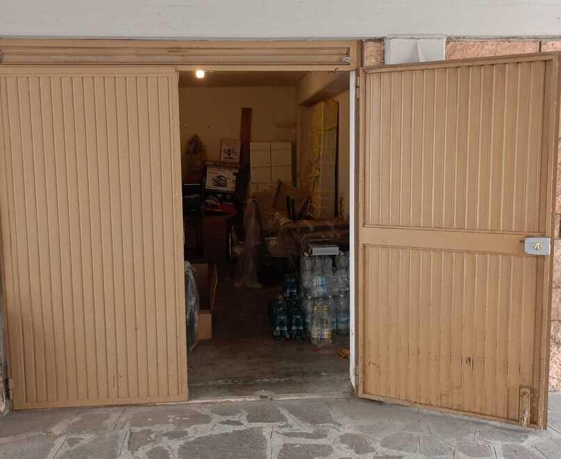 Modena, notte di razzia in 15 garage. E i ladri lasciano gli attrezzi 