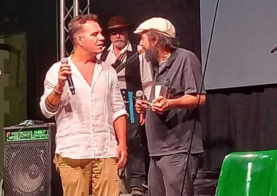 L’artista livornese nel libro di Capossela: «Così vi racconto il mio Sponz Fest»