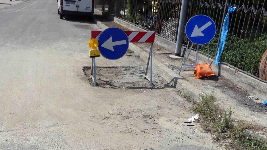 Montecatini, da luglio senza telefono e internet. «Ma le bollette dobbiamo pagarle lo stesso»