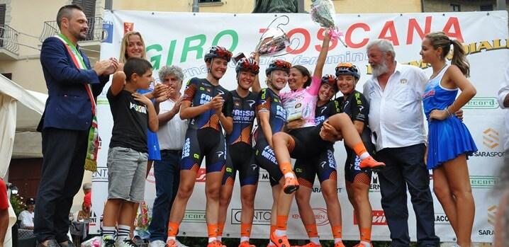 Grande bagarre al Giro della Toscana donne A Montecatini Alto trionfa Alessia Vigilia