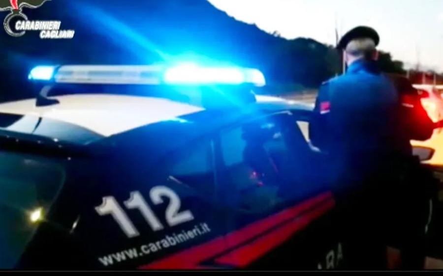 Cagliari, 40enne con il braccialetto elettronico arrestato per stalking